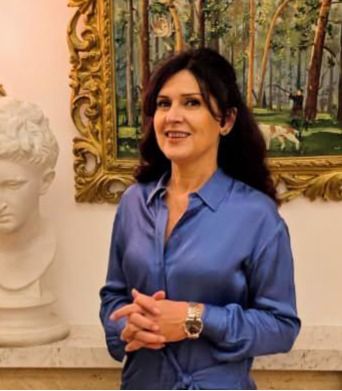 Mirela Bregu, Psychotherapist & Coach